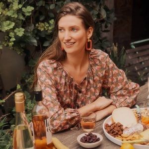 J Crew Collection NWT, M, tie-sleeve button-front top in Ratti® prism floral